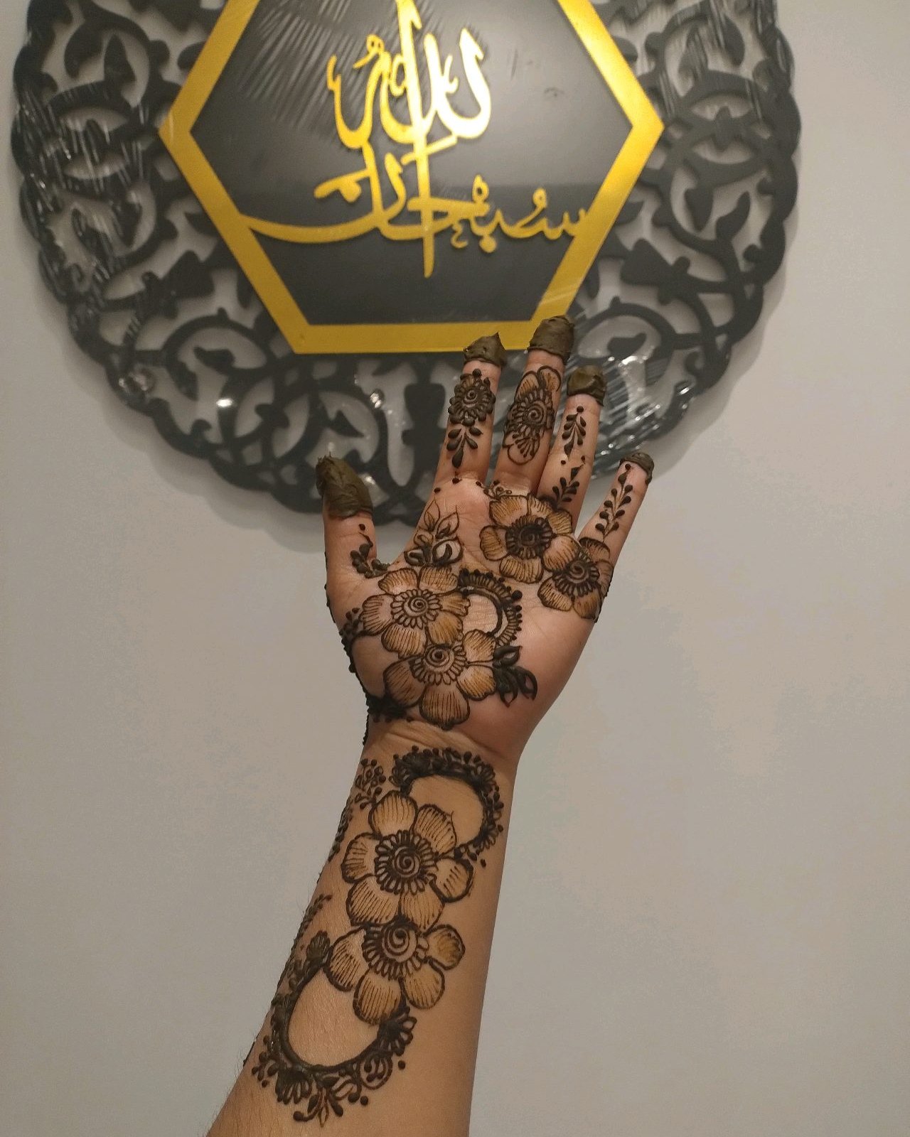 Hira Mehandi, photo 6 of 8